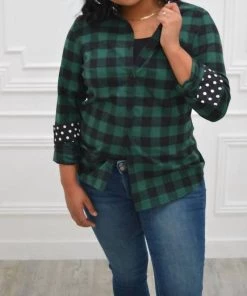 Best Sale 🎁 Hazel Blues Button My Dots Top in Hunter Green - 👩 women 🧨