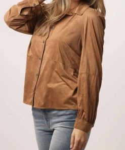 Brand new ✔️ Another Love Birgit Toffee Button Up Suede Blouse in Toffee - 👩 women ✔️